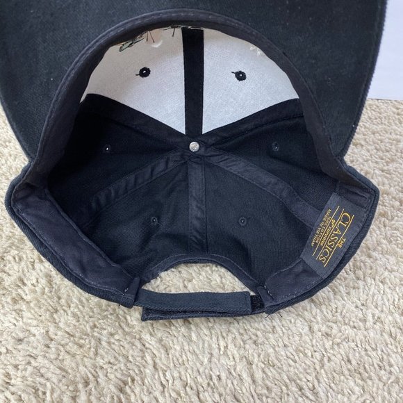 Chicago Black Hawks NHL Hat The Classics Yupoong Black Cotton Strapback Cap NWOT - Picture 8 of 9